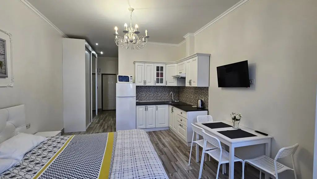 Сочи: Апартаменты Уютная Студия в Центре на Войкова от HomeHotelSochi