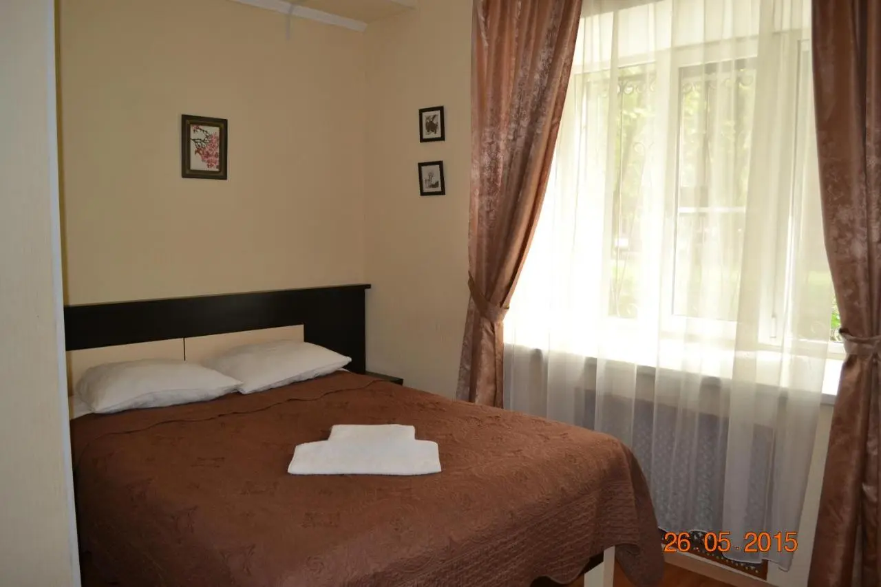 Санкт-Петербург: Guest House On Rabfakovskaya