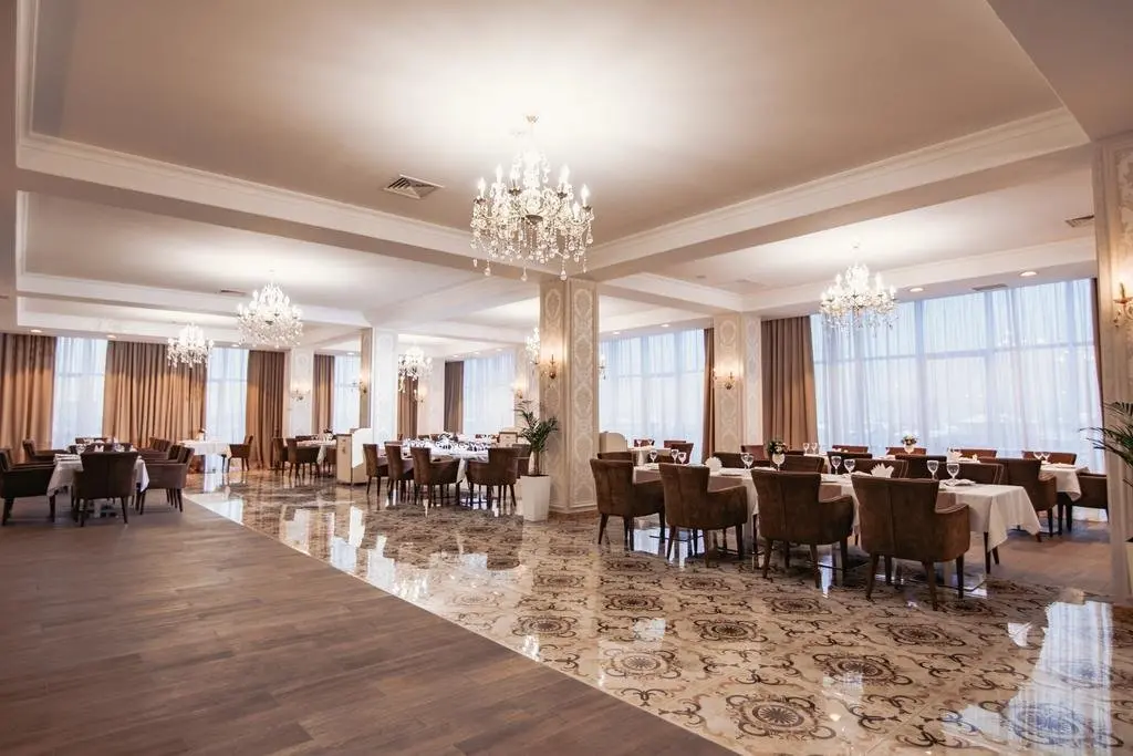 Талдыкорган: Koktem Grand
