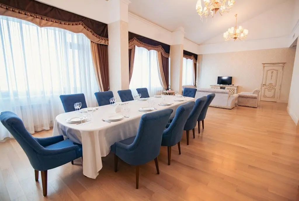 Талдыкорган: Koktem Grand