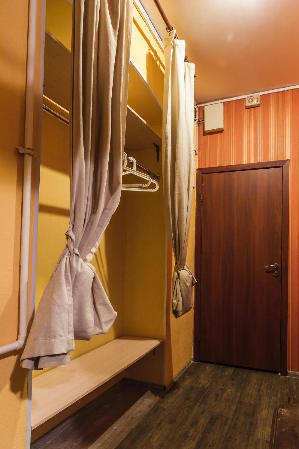 Санкт-Петербург: Меблированные комнаты Old Flat на Лиговском 55