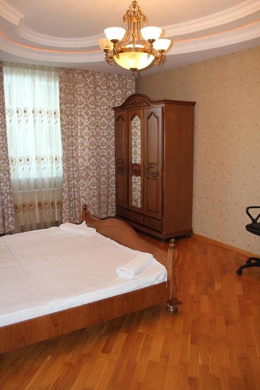 Баку: Nizami Apartment By Baku Housing