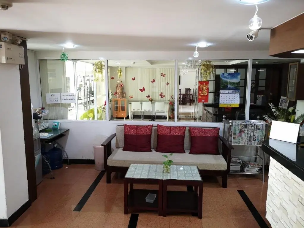 Чаченгсау: Sirapa Resident Aparthotel