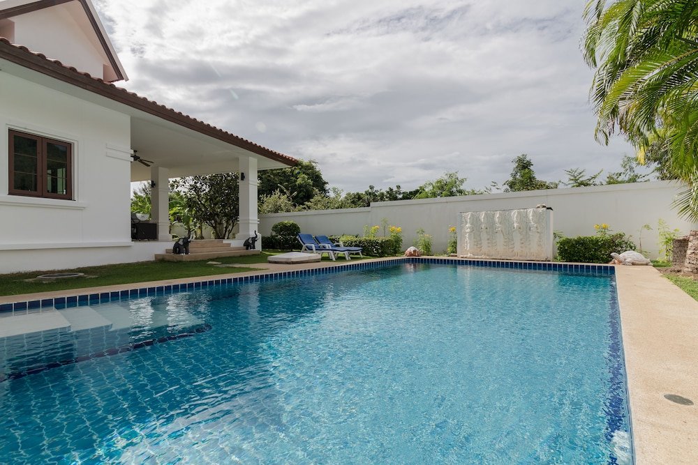Хуахин: Luxury 5 Bedroom Villa in Beautiful Banyan Resort