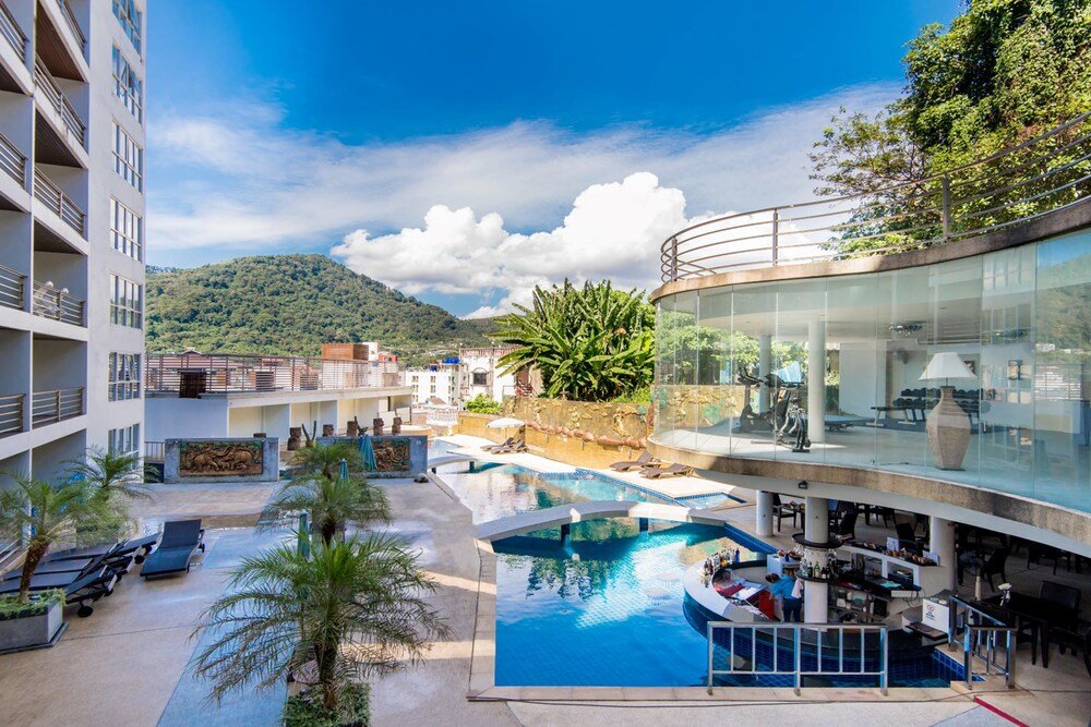 Кату: Bay Shore Patong by Chattha
