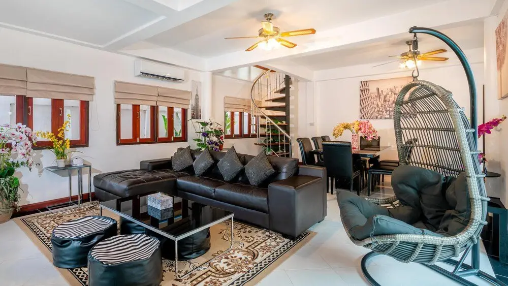 Тхаланг: Naiyang Beach - 4 Bedroom Pool Villa