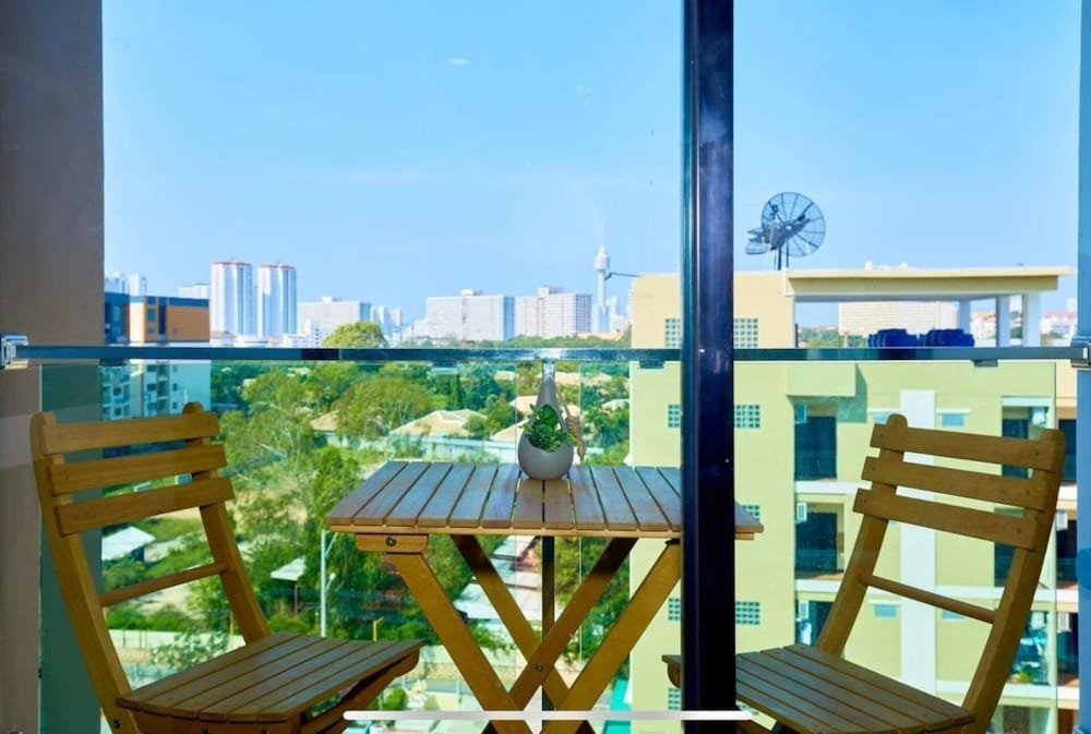 Jomtien Dusit Park Family Holiday Apartment — фото 1