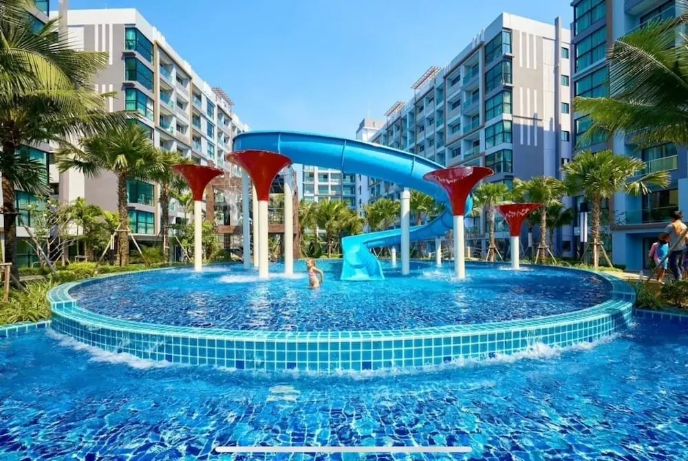Паттайя: Jomtien Dusit Park Family Holiday Apartment