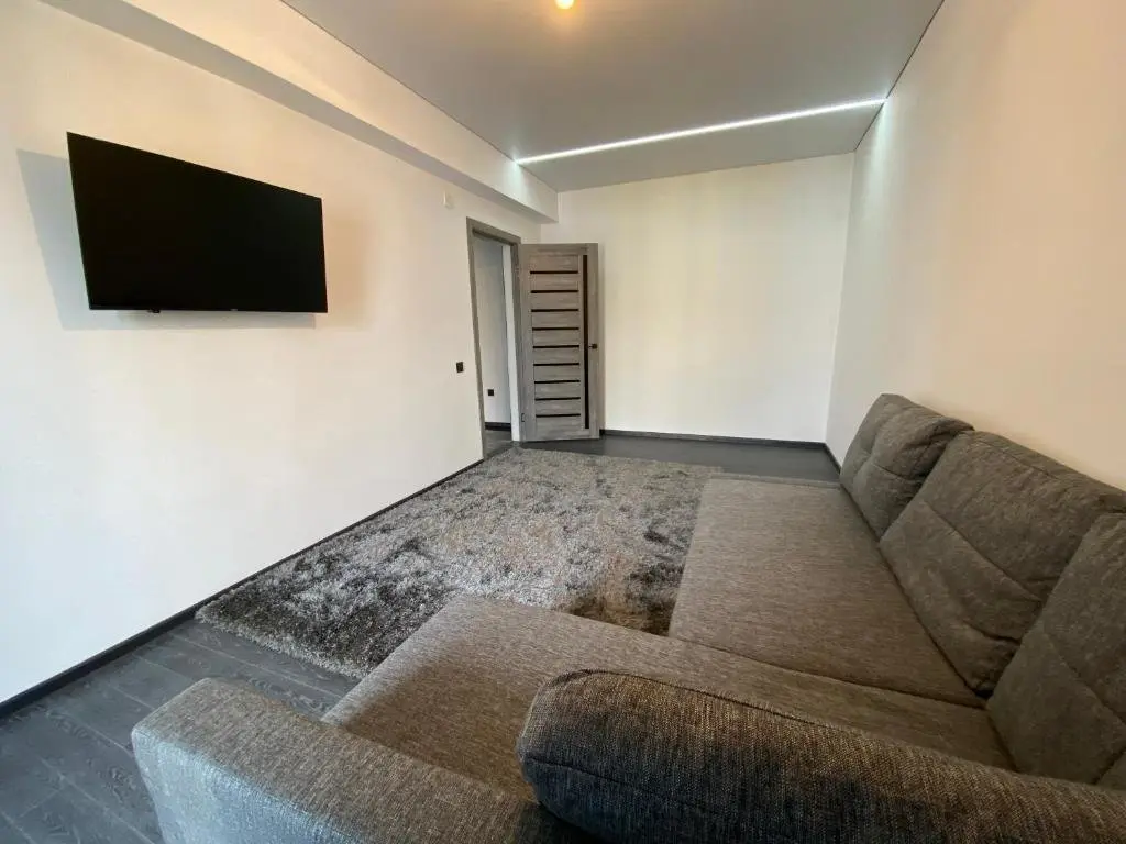 Алматы: MEDINAHOTELKZ, # 63, вид на горы, 15 мин пешком до арбата, HALAL