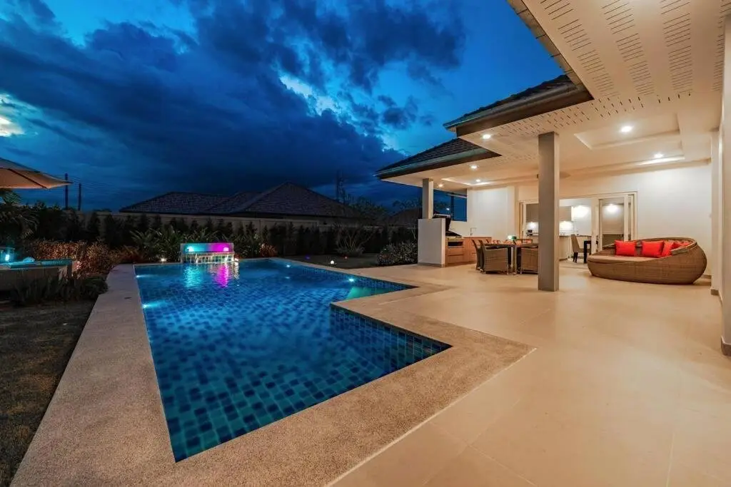 Хуахин: Private 3 Bedroom Pool Villa! (MS22)