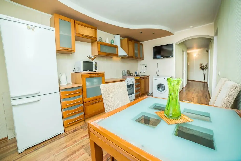 Владивосток: Apartment on Fastovskaya St. 14