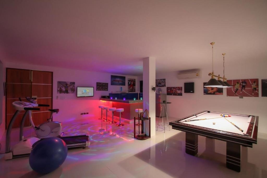 Тхаланг: Serenity Villa