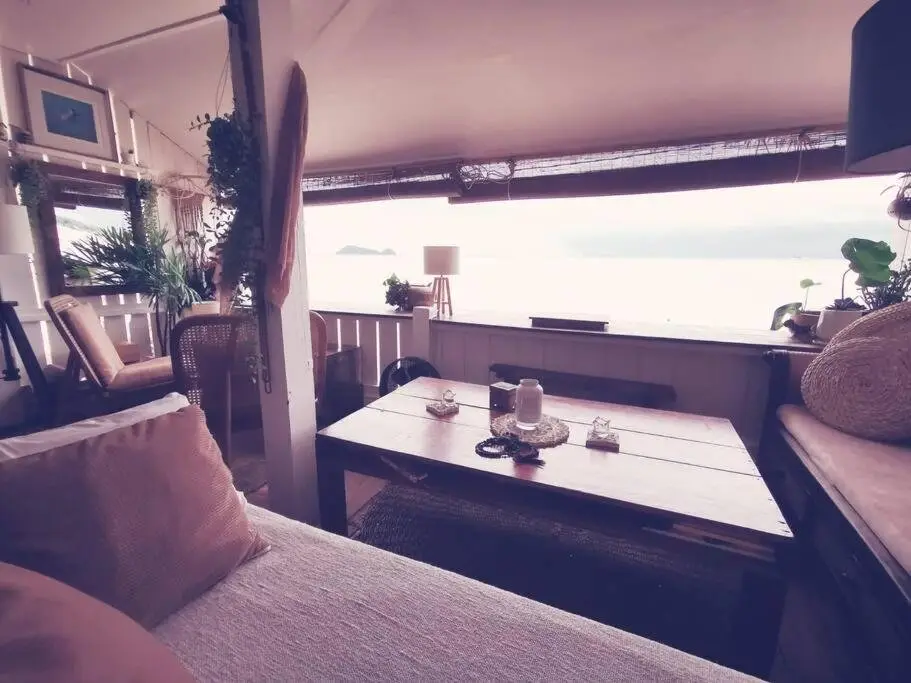 Ко-Пханган: Somewhere Stunning Sea View Beach Front House