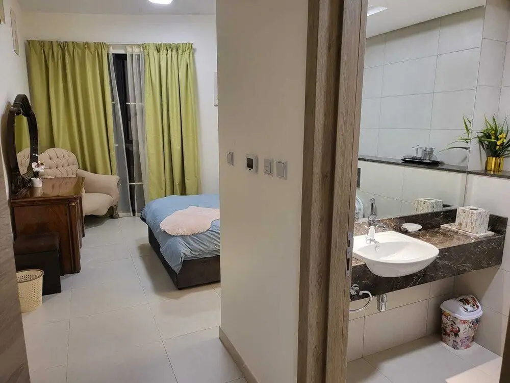 Дубай: 401 Luxury 2Bhk Apartment With Maid Room