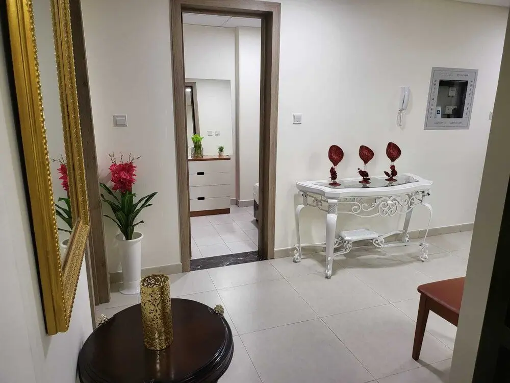 Дубай: 401 Luxury 2Bhk Apartment With Maid Room