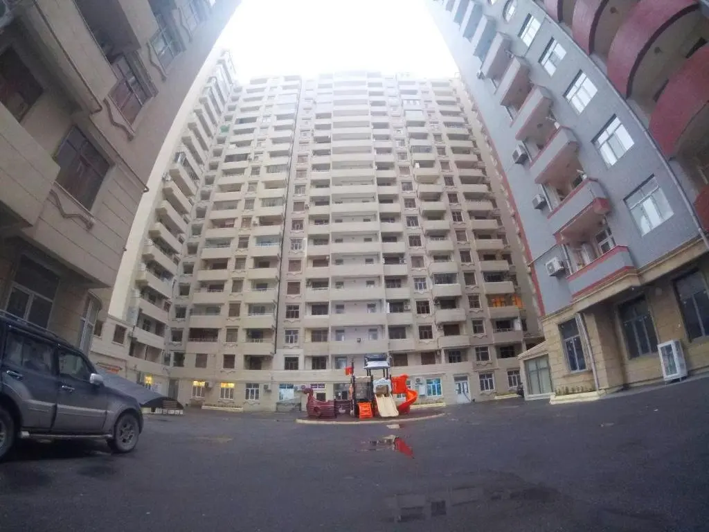 Баку: Apartments near Port Baku and 28may metros station