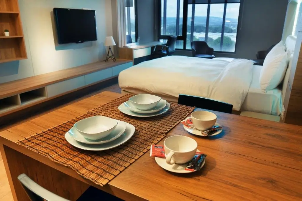 Янык: Luxury Residence in 5 star Hotel for Professionals