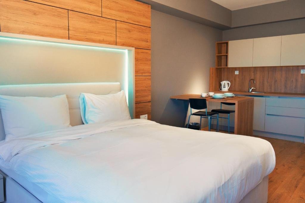 Luxury Residence in 5 star Hotel for Professionals — фото 1