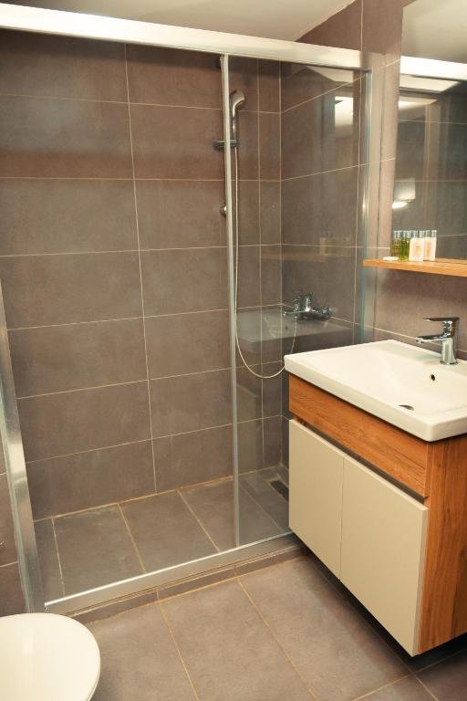 Янык: Luxury Residence in 5 star Hotel for Professionals