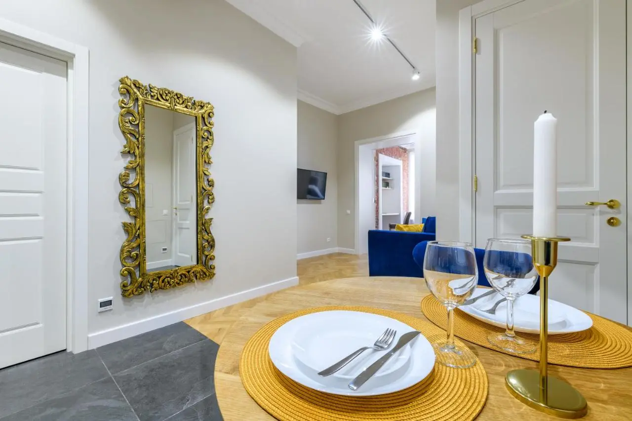 Санкт-Петербург: Apartment on Kazanskaya 24