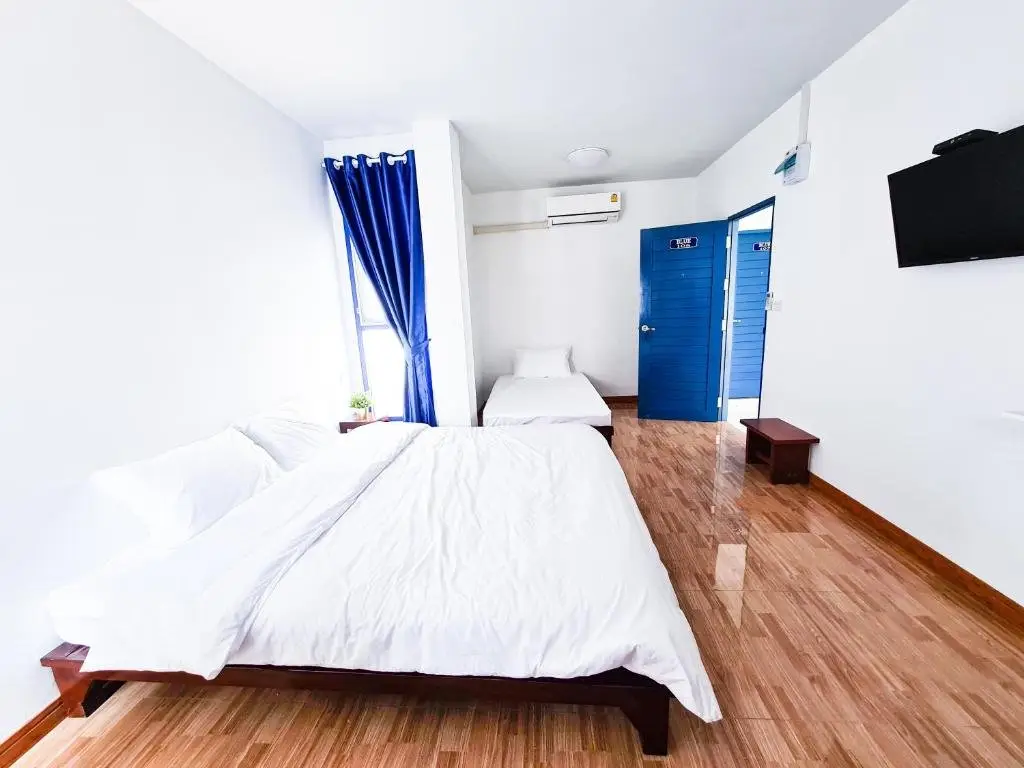 Государственный заповедник Ang Thong: Blue House