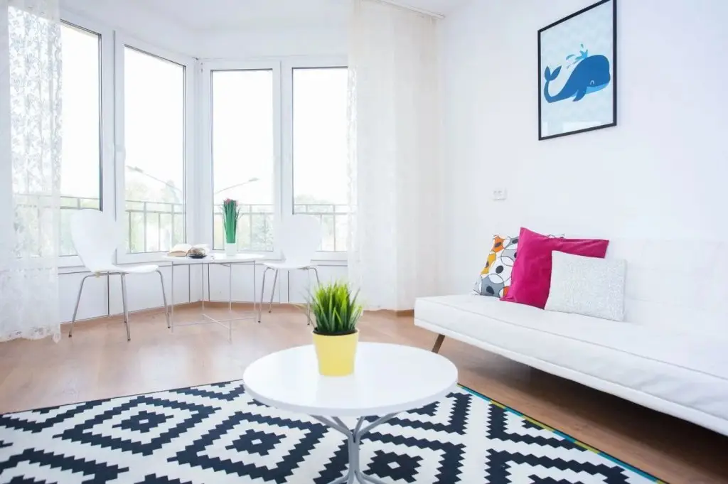 Минск: Апартаменты Apart+ Кальварийская 2 white