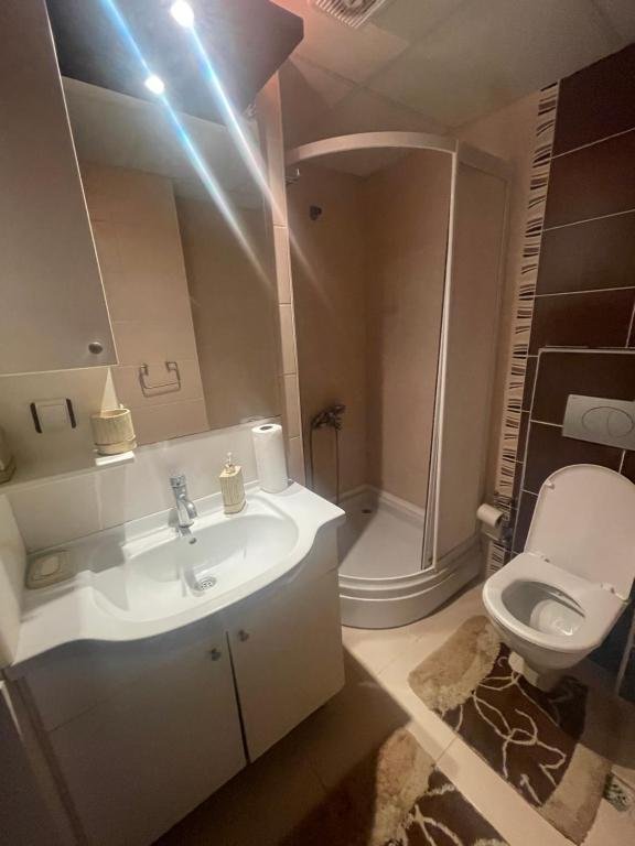 Анталья: Only 5 minutes walking Konyaalti Beach 2+1 flat