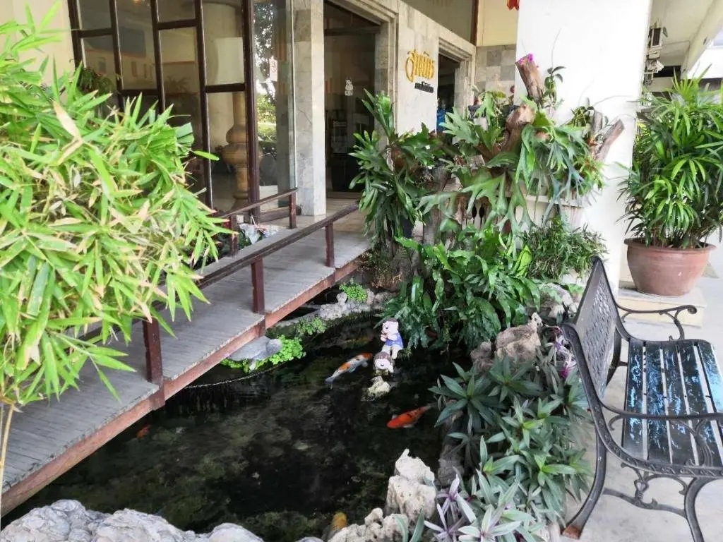 Чиангмай: Near old city,Nimman,Night Barzaa swimming pool apartment 26