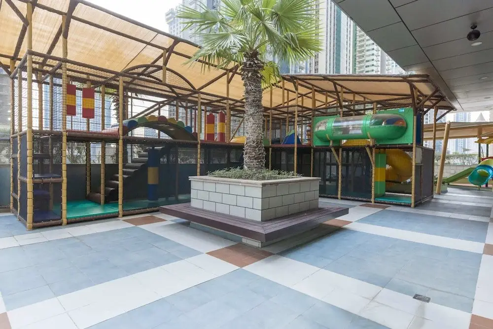 Дубай: Charming & Spacious Apt in Dubai Marina - Fits 5