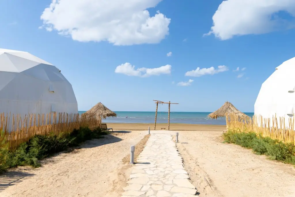 Баку: Sea Breeze Glamp Glemping