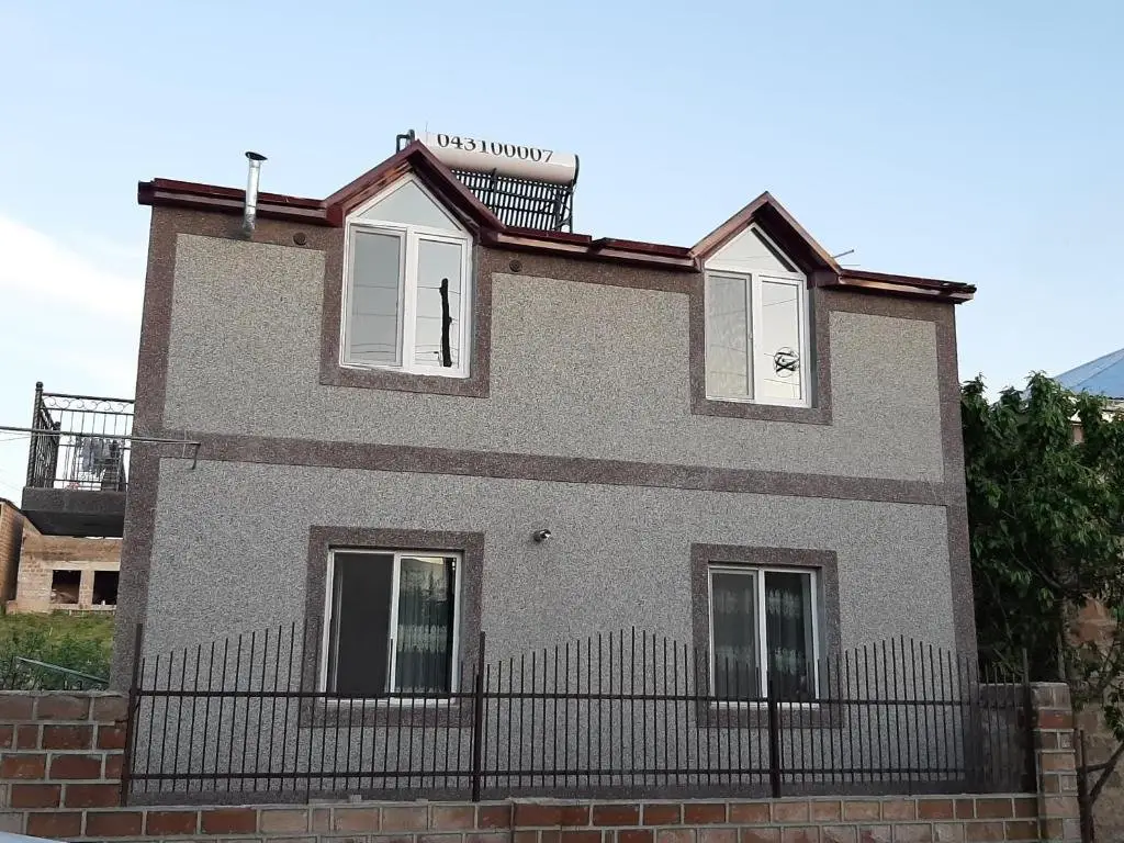 Гарни: Garni Family House B&B