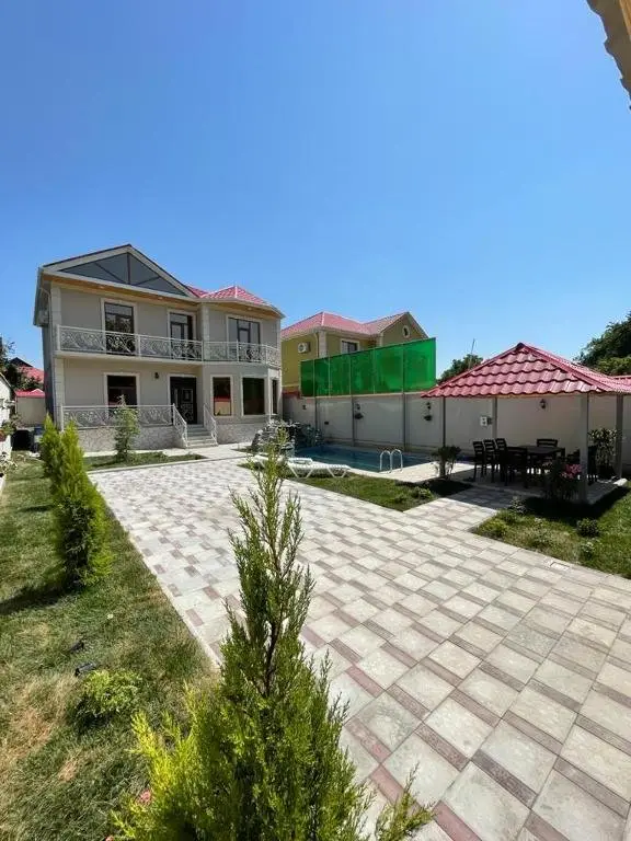 Габала: Friend's House
