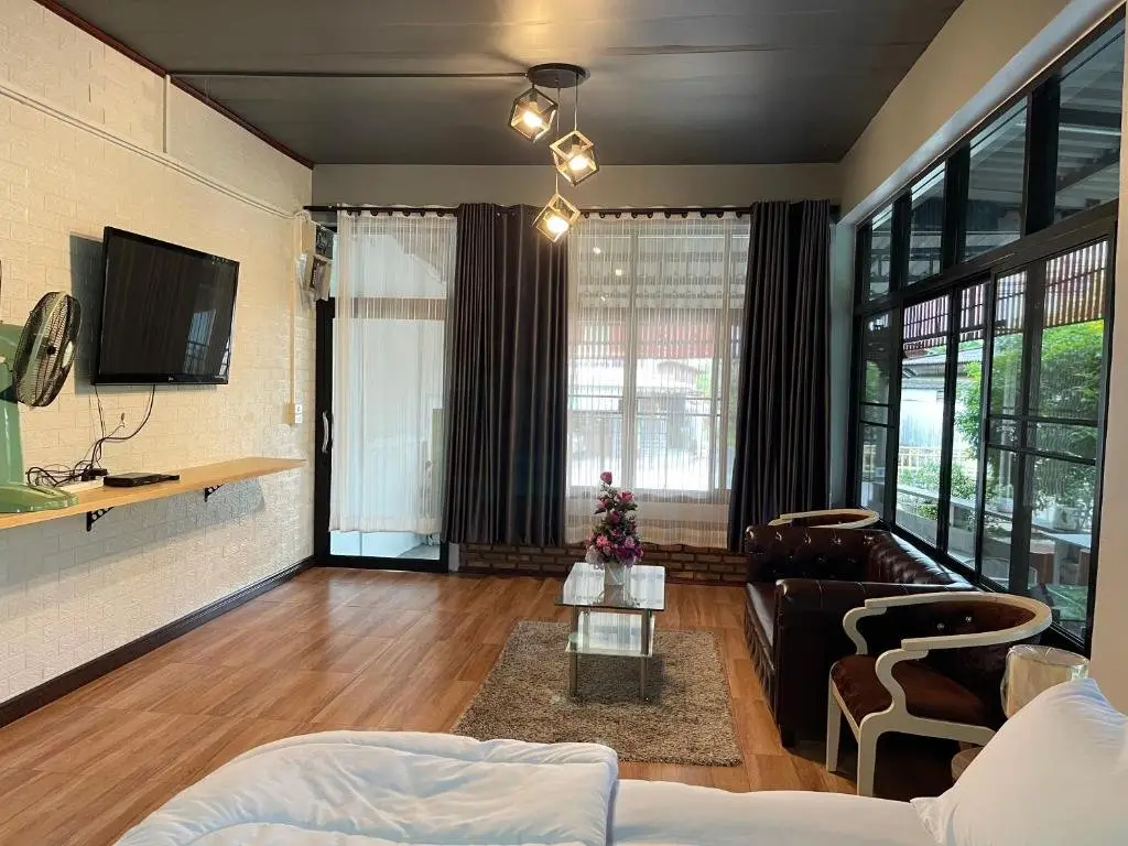 Лампанг: Service Apartment ชั้น1ใจกลางเมืองใกล้แหล่งท่องเที่ยว