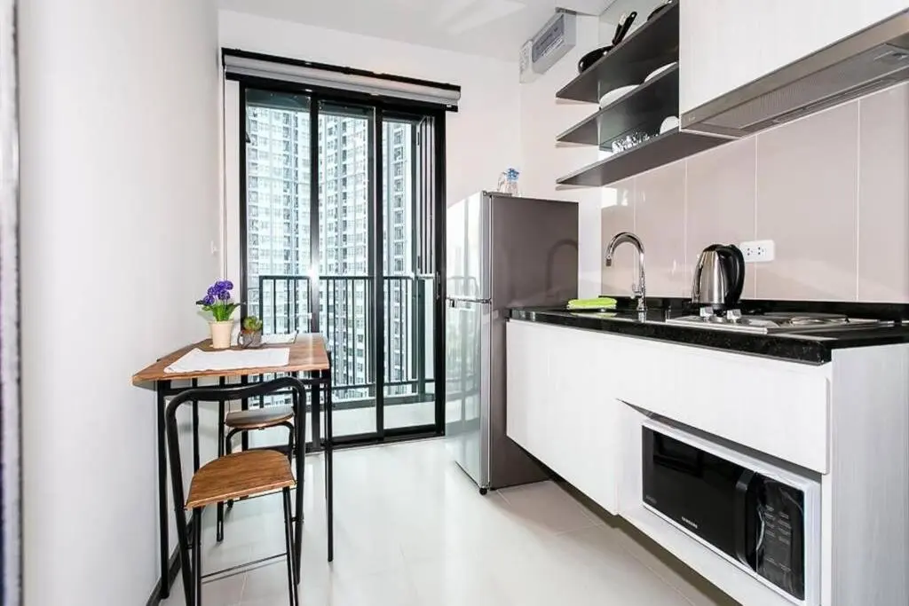 Бангкок: The Base Park East - Bangkok Sukhumvit 77 (Adults Only)