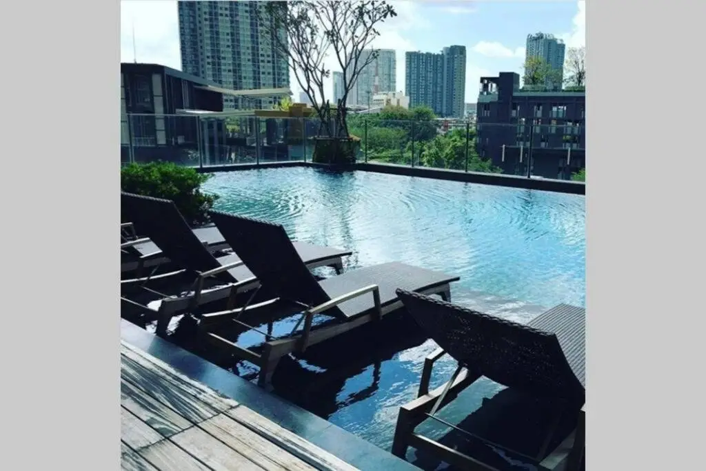 Бангкок: The Base Park East - Bangkok Sukhumvit 77 (Adults Only)