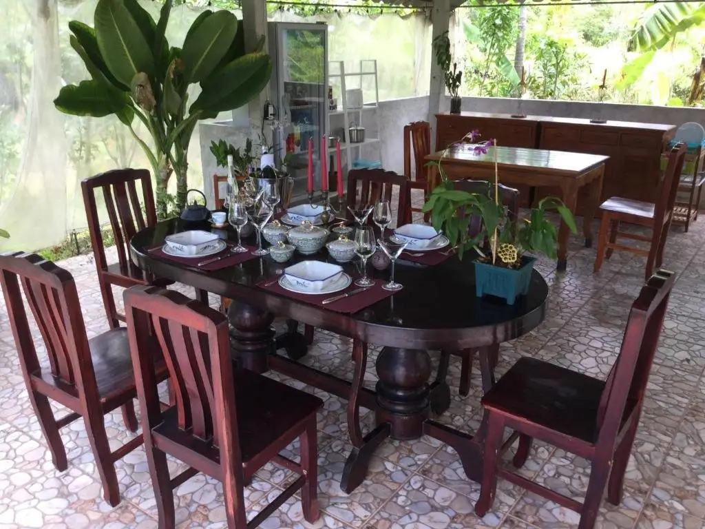 Клаенг: Vacation House with tropical garden and private pool