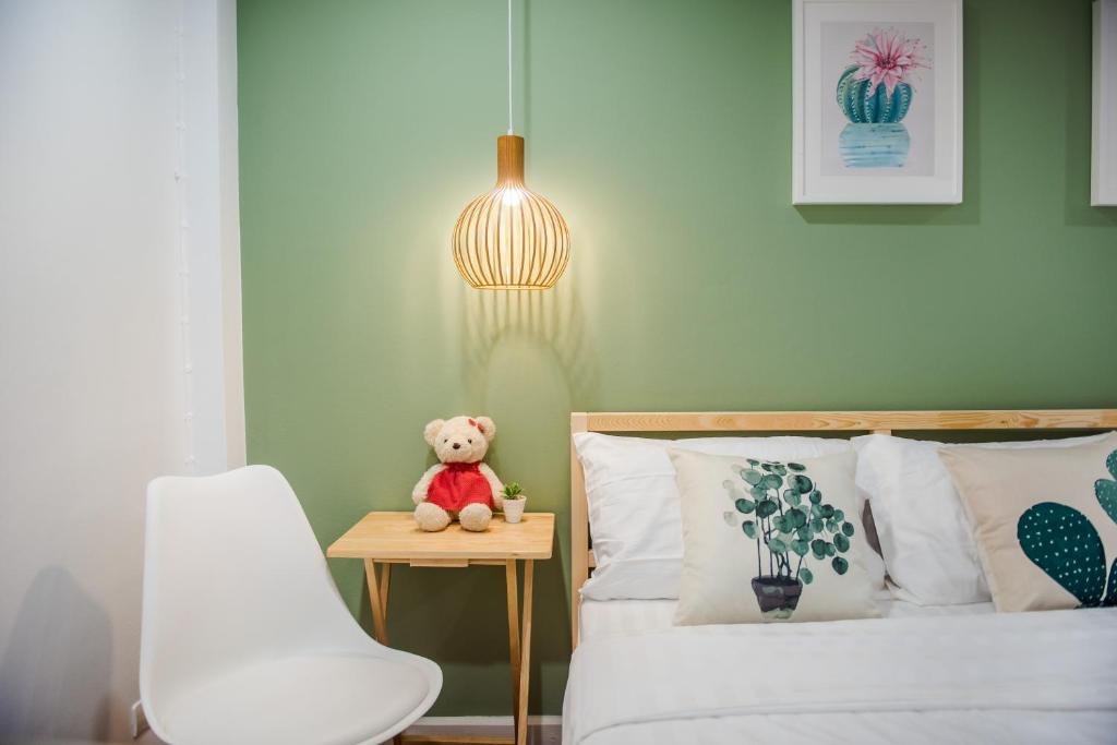 Хуахин: White Beach House Hua Hin 20 Second To the Beach