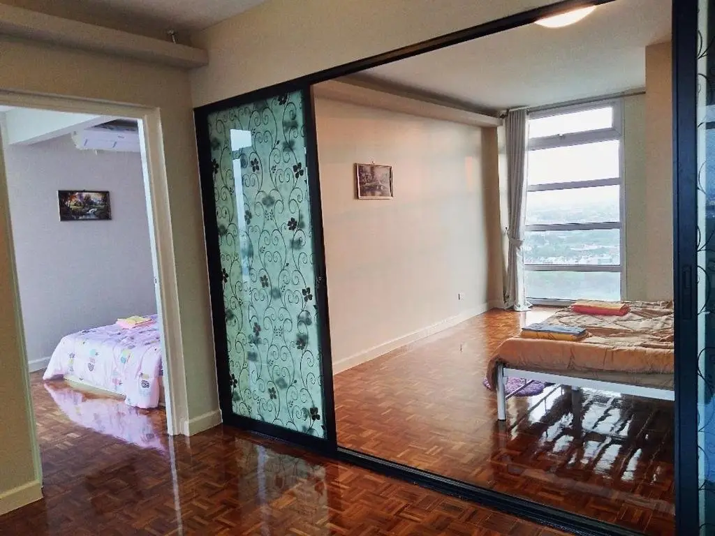 Паккрет: 21C Riviera Up Condominium