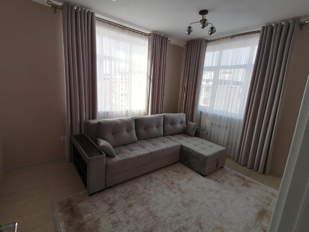 Ташкент: Unique One Bedroom Apartment