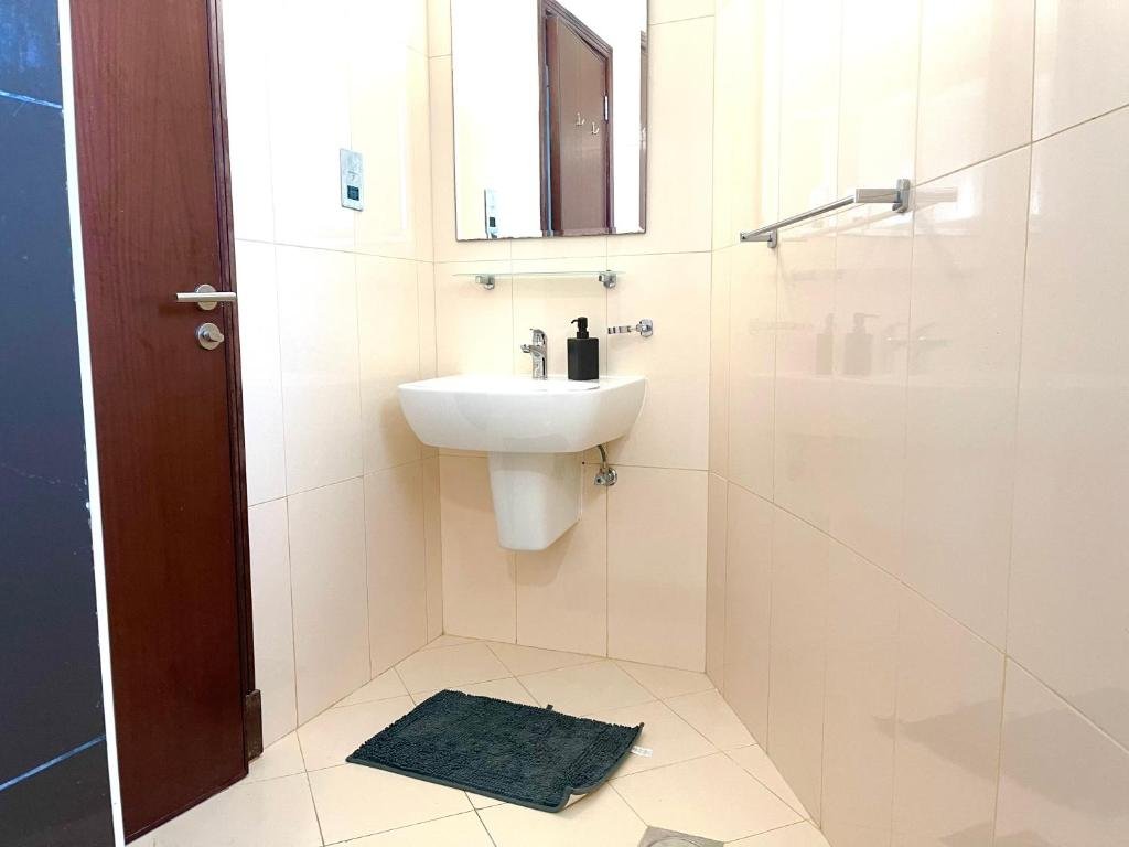 Абу-Даби: Amazing Residential Apartment In C4 Tower in Hydra Avenue Towers in Al Reem Island - Not Hotel - 1307