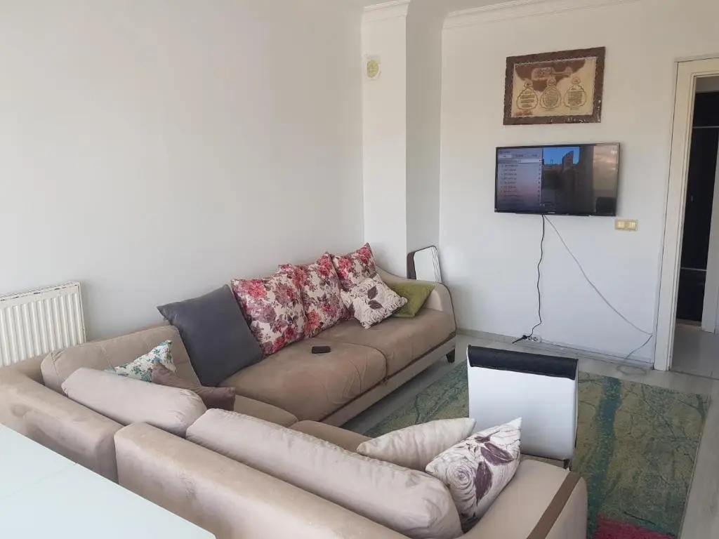 Стамбул: White Appartment in Istanbul