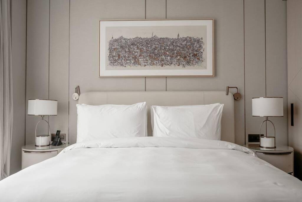 Стамбул: Serviced Luxurious 3+1 in Address Emaar Square