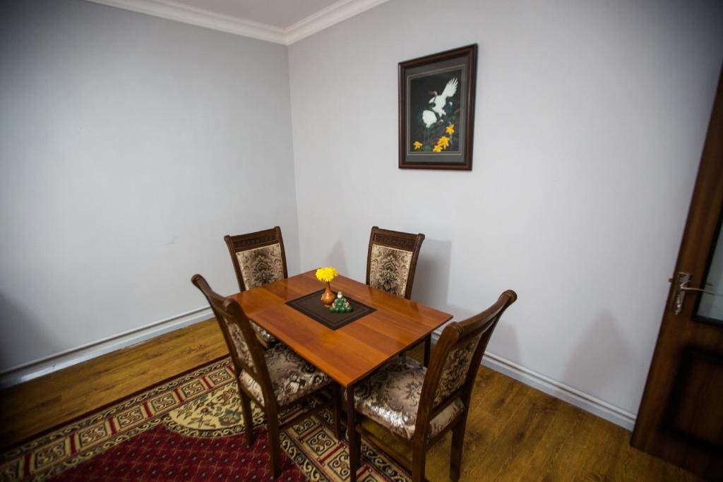 Самарканд: The traveler's apartment
