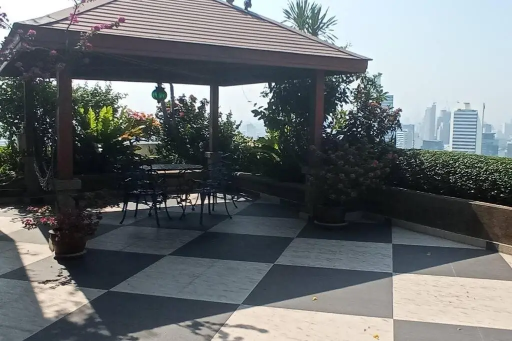 Бангкок: Stunning 24th Fl Terrace Penthouse!