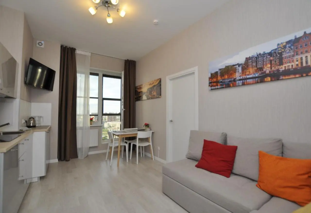 Санкт-Петербург: Salut Apartment