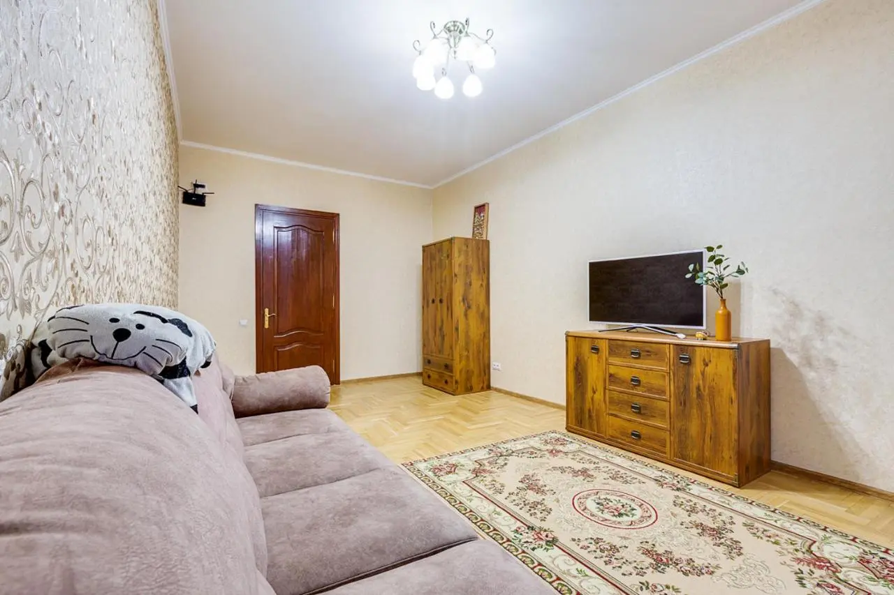 Воронеж: Apartment Marata 10