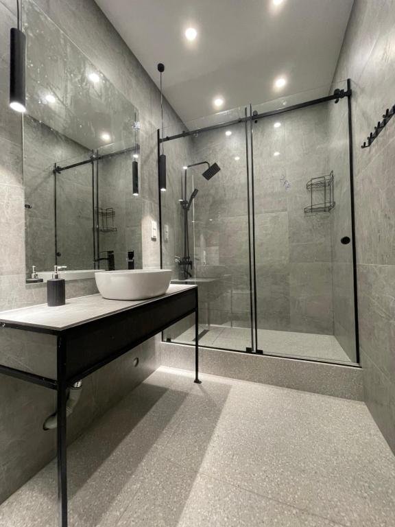 Актау: Apartment Florence моря 600 метров