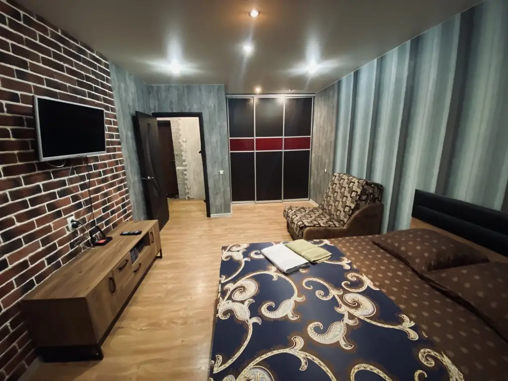 Воронеж: Апартаменты Room-Room 3 на Краснознаменной