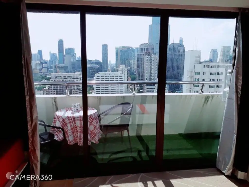 Бангкок: cozy apartment central bangkok 25th floor beautifull balcony