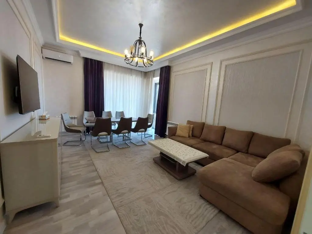 Ташкент: Beruniy Metro Residence